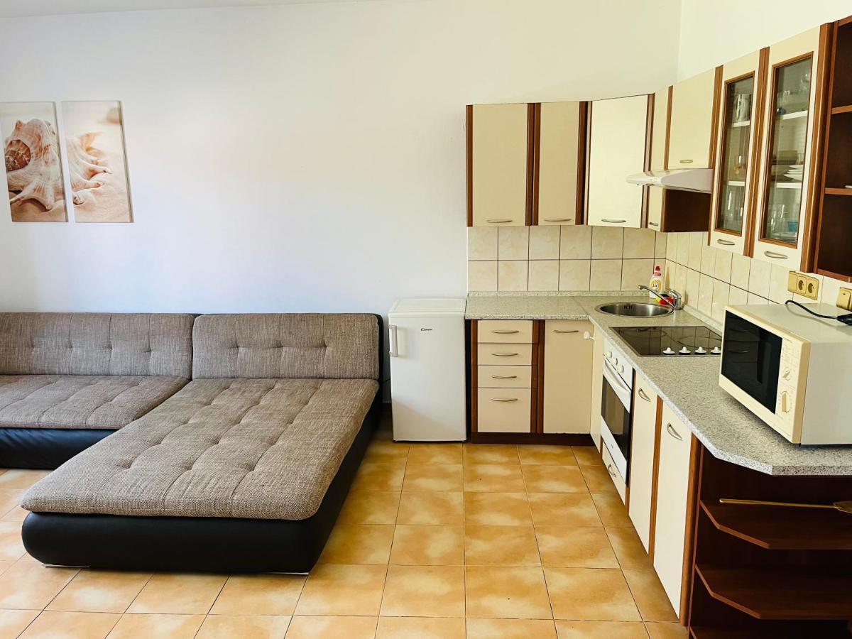 Apartman U Slunecnice Husinec  Экстерьер фото